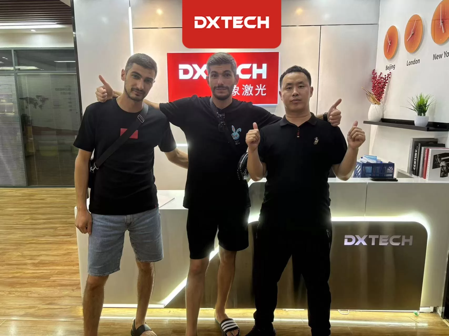 Ermeni müşteriler DXTECH fabrikasını ziyaret etti