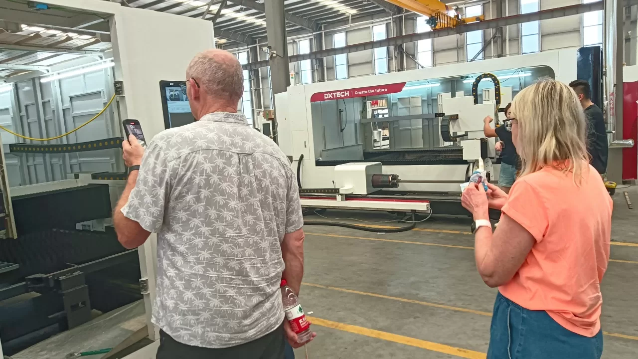 Avustralyalı musteriler DXTECH fabrikasını ziyaret etti