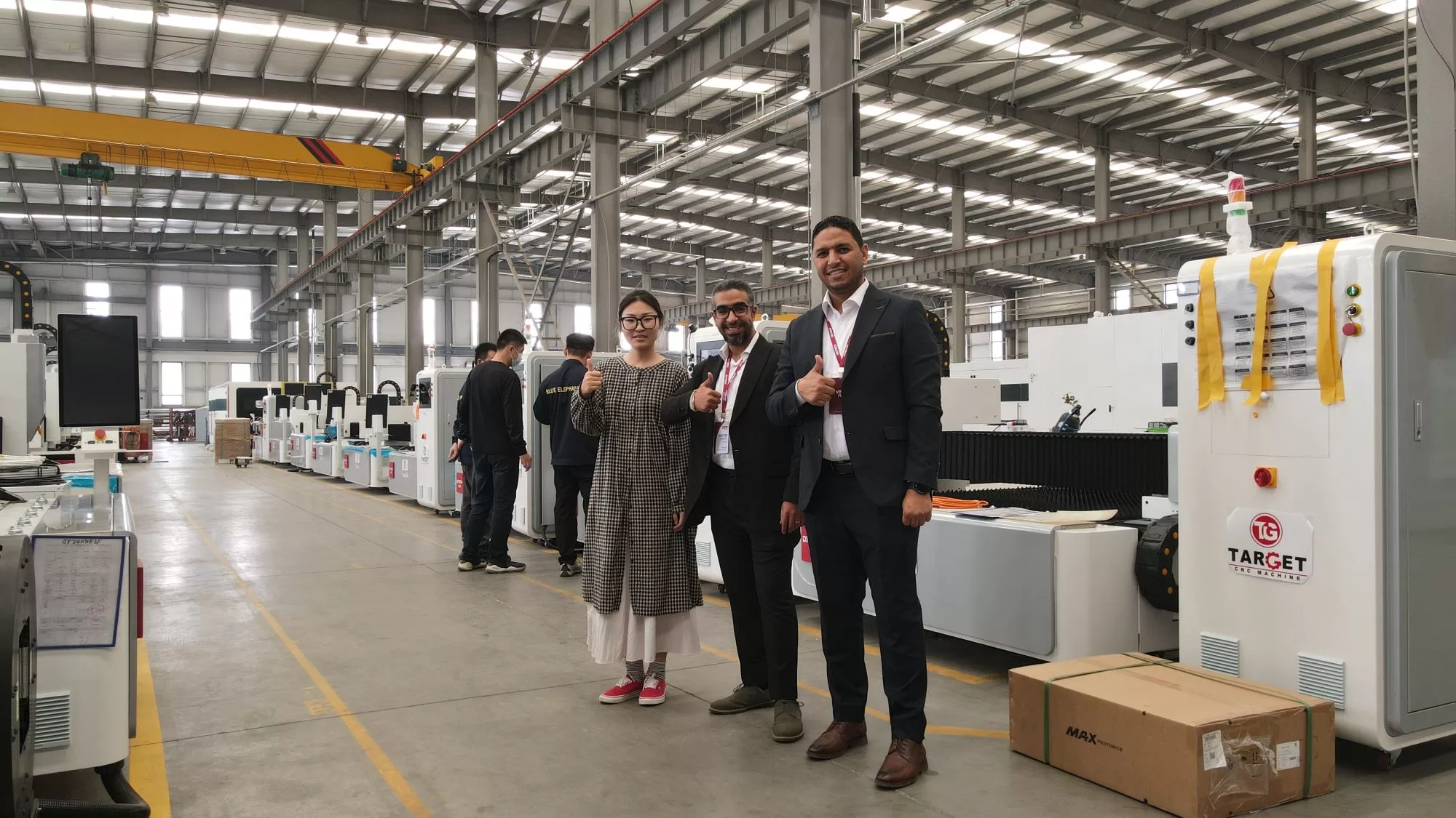 Mısırin ozel Temsilcisi DXTECH Fabrikasını Ziyaret Ettii