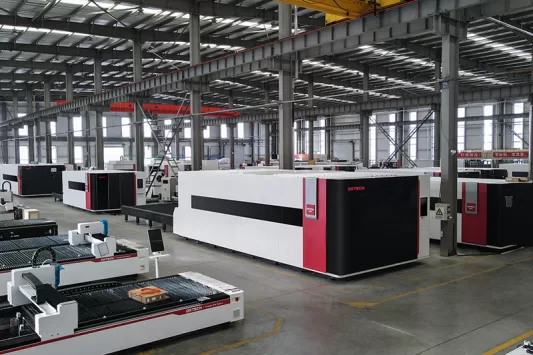 2560SP yuksek hassasiyetli metal lazer kesim makinesi